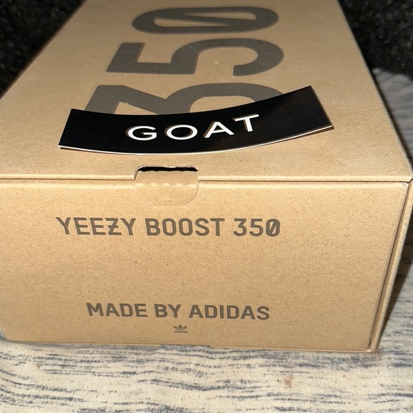 Yeezy 350 mono clay size 5 - Picture 8 of 8